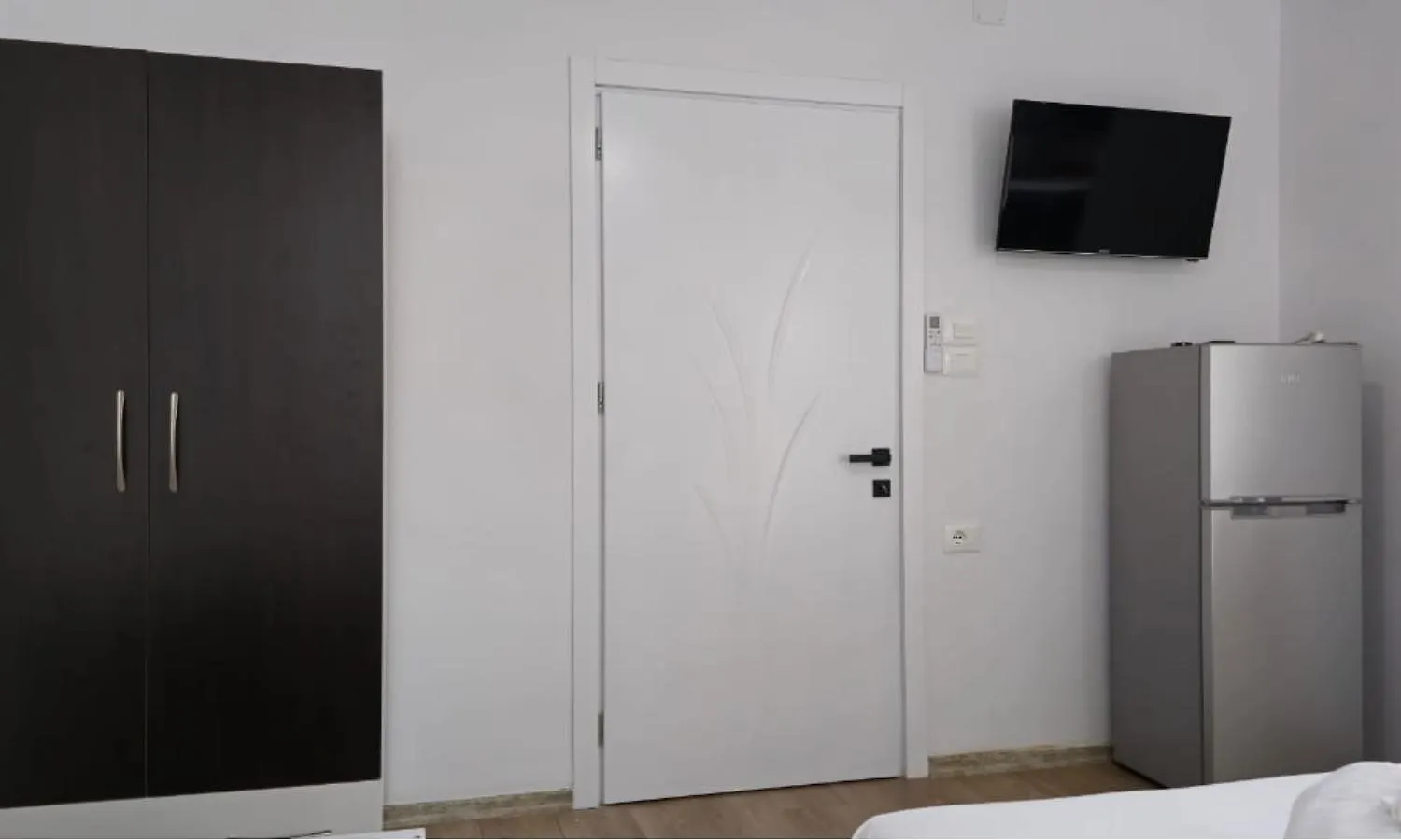 Guest House Pogradeci 0*, Pogradec